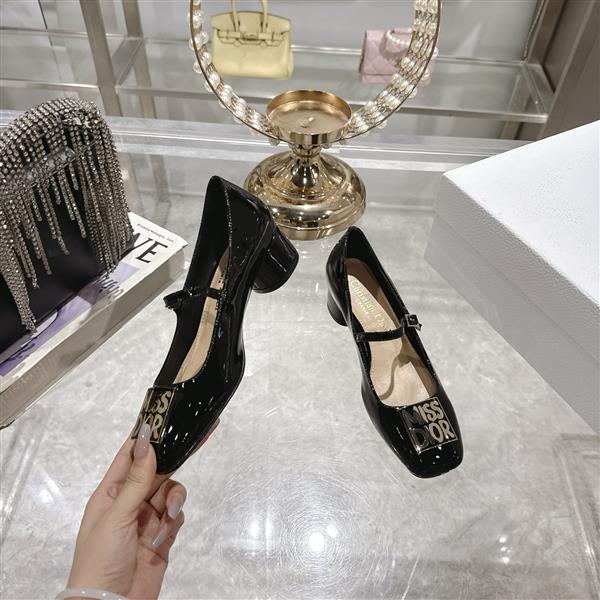 20251127171540143 270